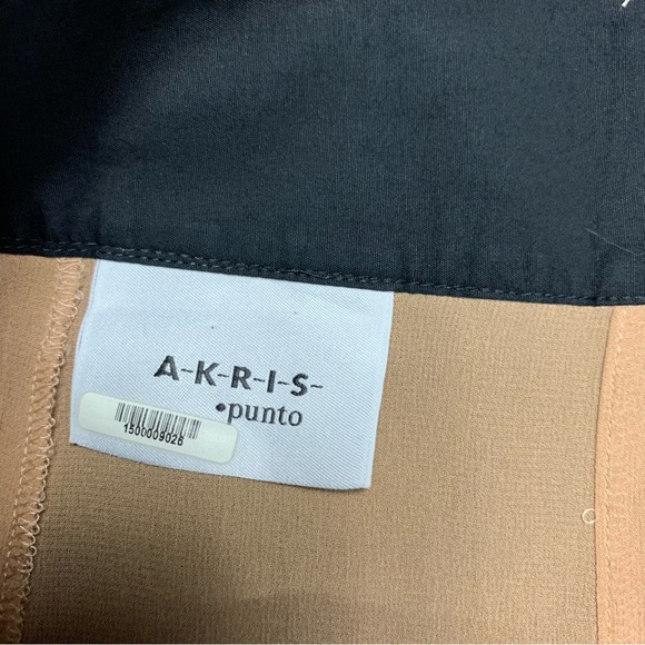 Akris Punto Black Cutout Circle  high waisted Midi Skirt Size 6 - Picture 7 of 9